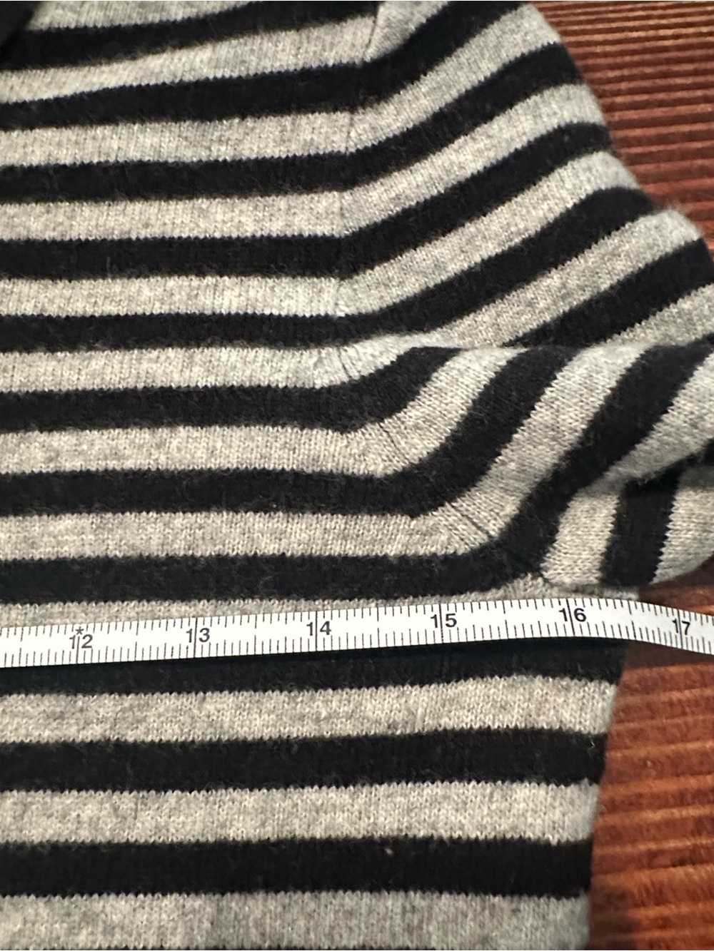 J. Crew Vintage 2007 Striped Button Shoulder Wool Cashmere Sweater Size S 87128 - Picture 5 of 7